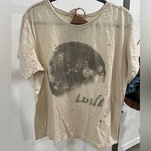 Magnolia Pearl Beige Moonlight T-Shirt (item B16.2)